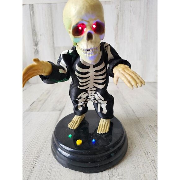 Gemmy Dancing skeleton grave raver Viva la loca Halloween prop animated light up - Picture 2 of 9